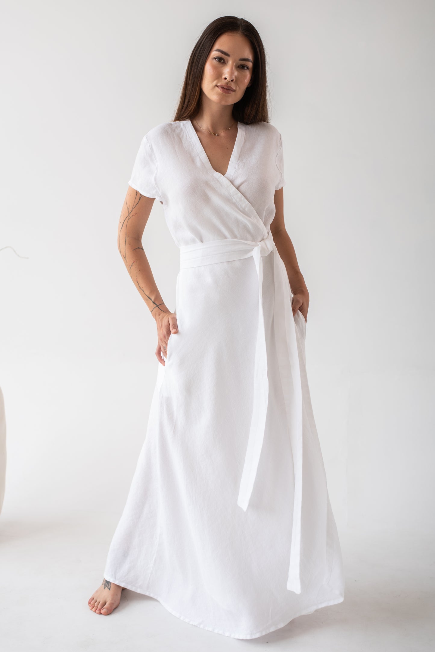 Lněné šaty Liin s páskem a krátkým rukávem