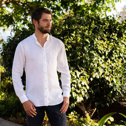 Bílá lněná košile pro muže z Česka, Košile od Uhlíře